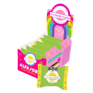 UN RINCON VEGANO, alfajor con crema sabor banana split y baño de chocolate negro, 6u.